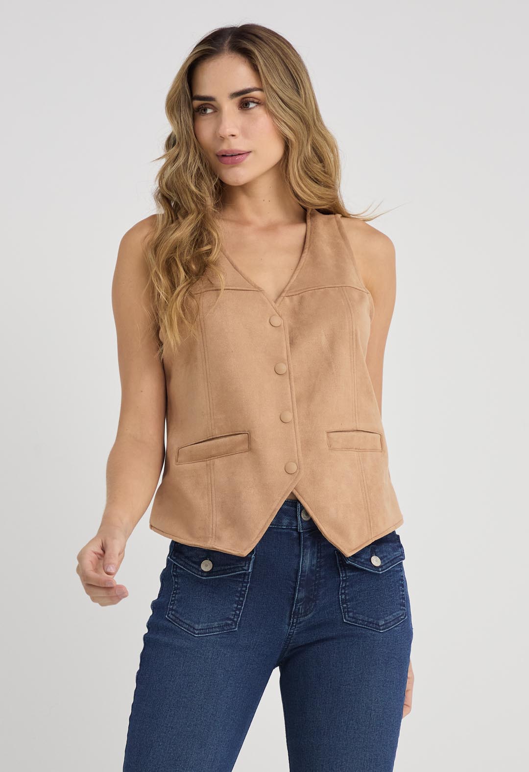 Chaleco camel con broches para mujeres