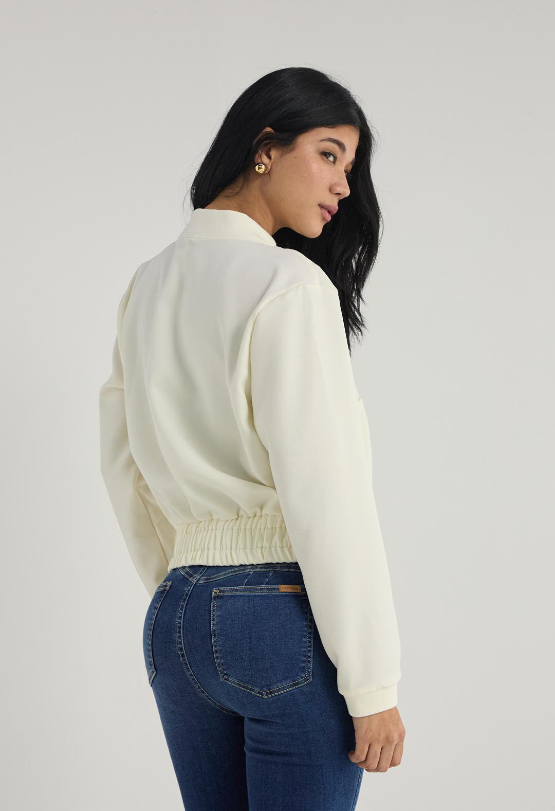 Chaqueta marfil con rectilíneo para mujer