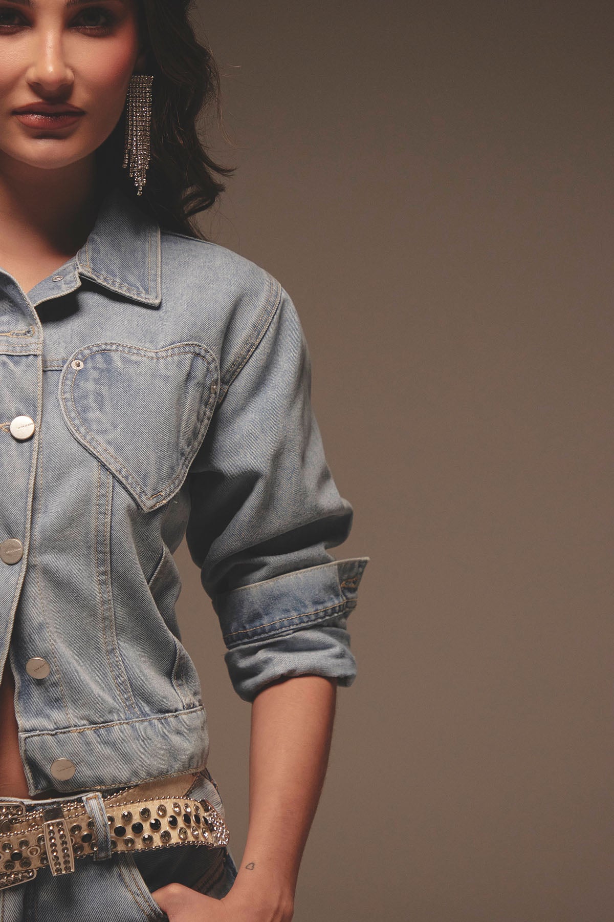 Chaqueta lavado claro en denim para mujer