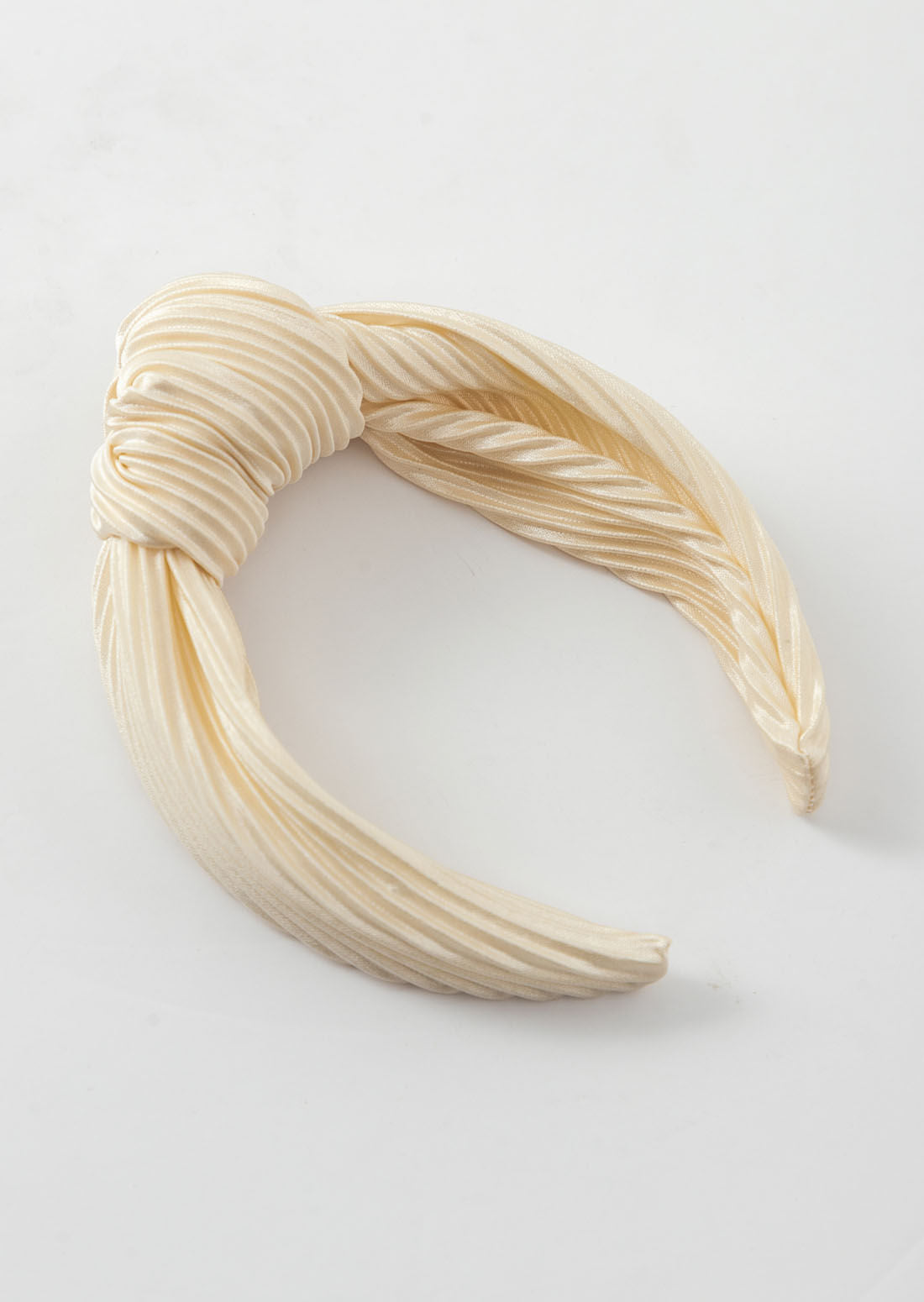 Diadema marfil tipo turbante