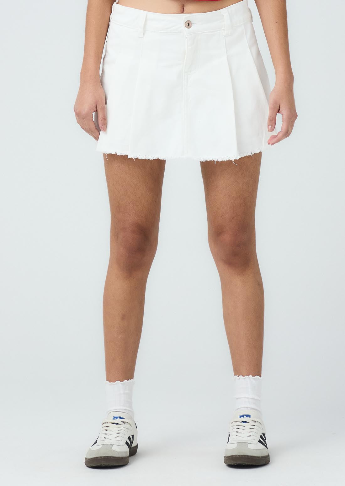 Falda short marfil tiro alto para adolescentes