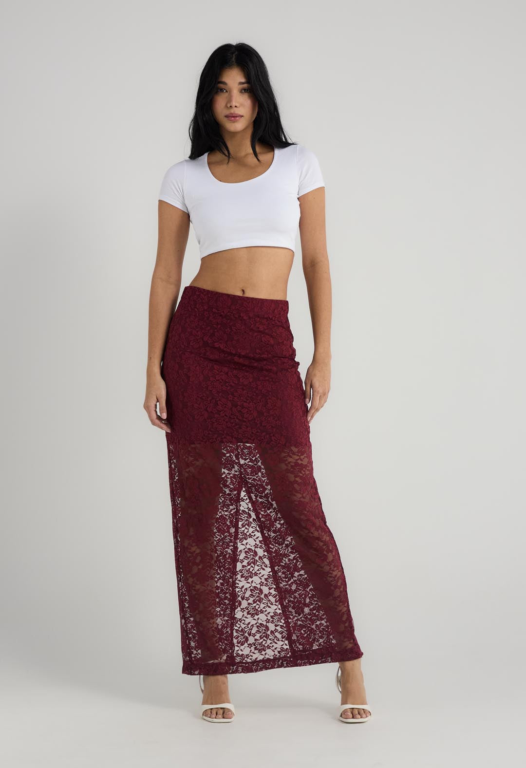 Falda larga vino en blonda para mujer