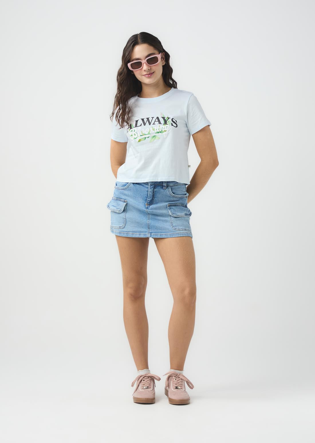 Falda short medio fondo entero para jóvenes
