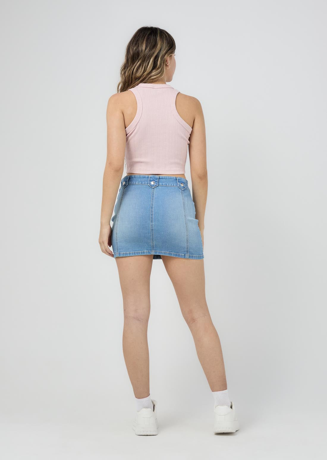 Falda lavado medio y tiro medio para jóvenes