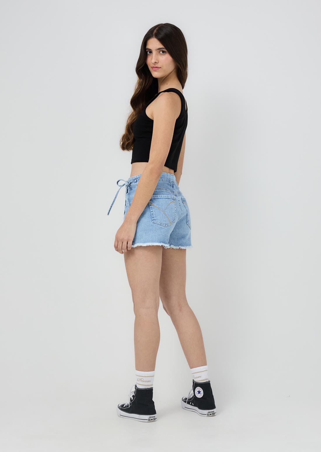 Falda short lavado claro y fondo entero para jóvenes