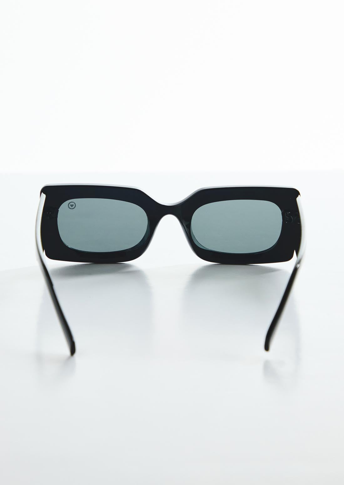 Gafas negras marco grueso