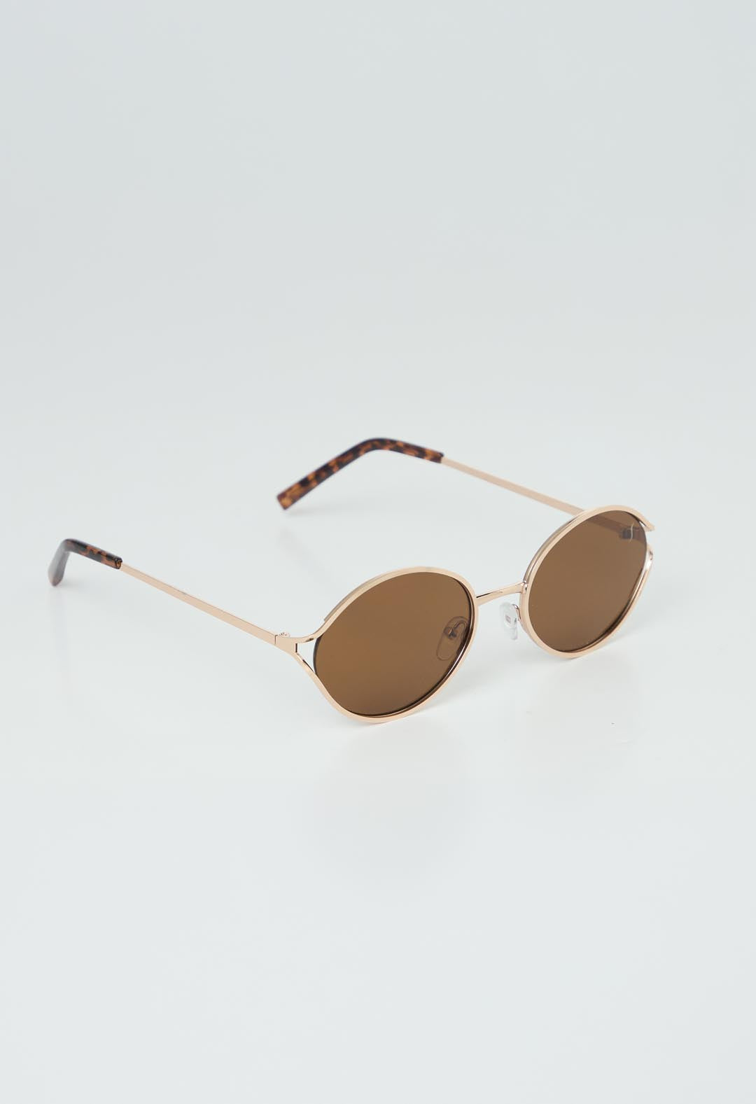 Gafas ovaladas doradas