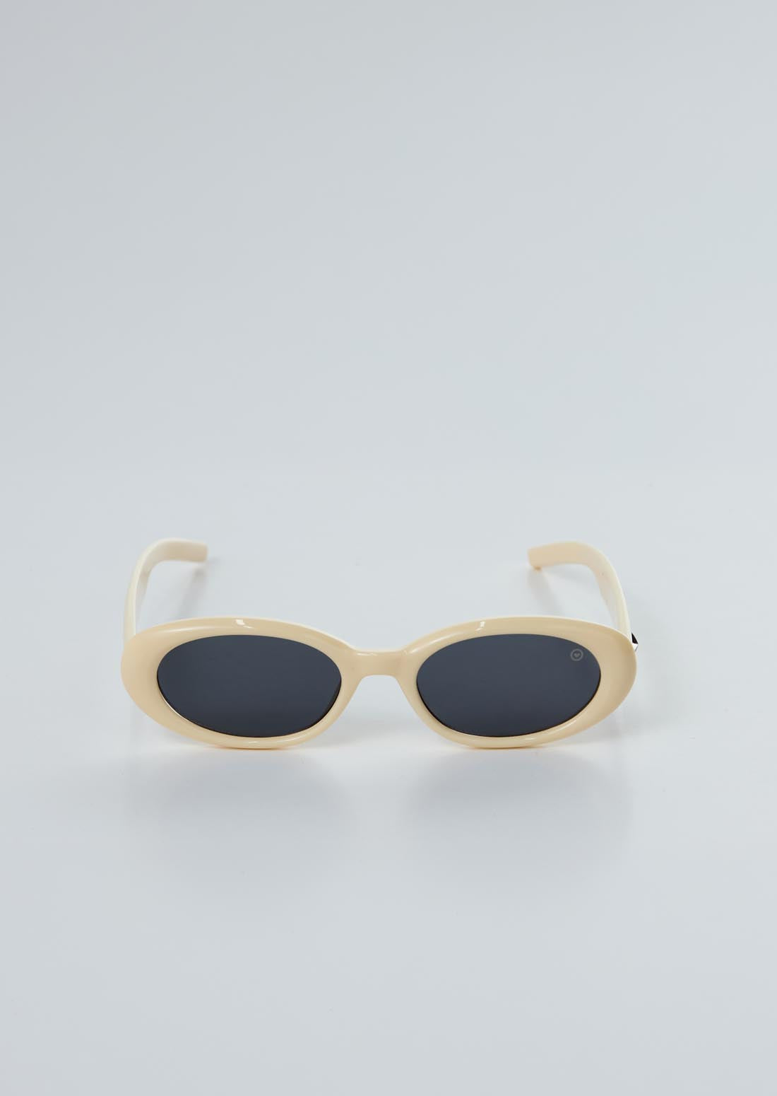 Gafas marfil ovaladas para jóvenes