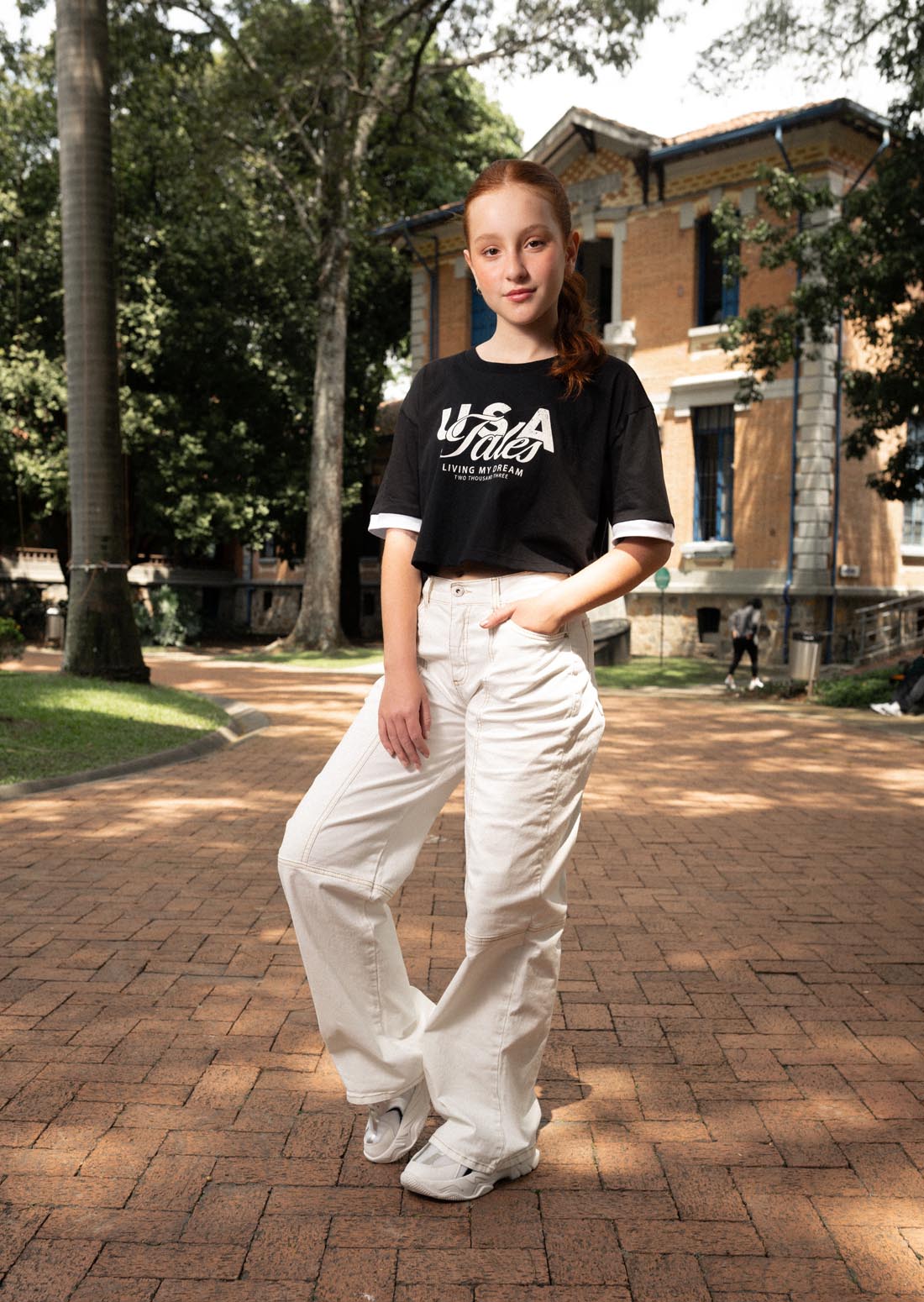 Pantalón retromom marfil tiro alto para adolescentes