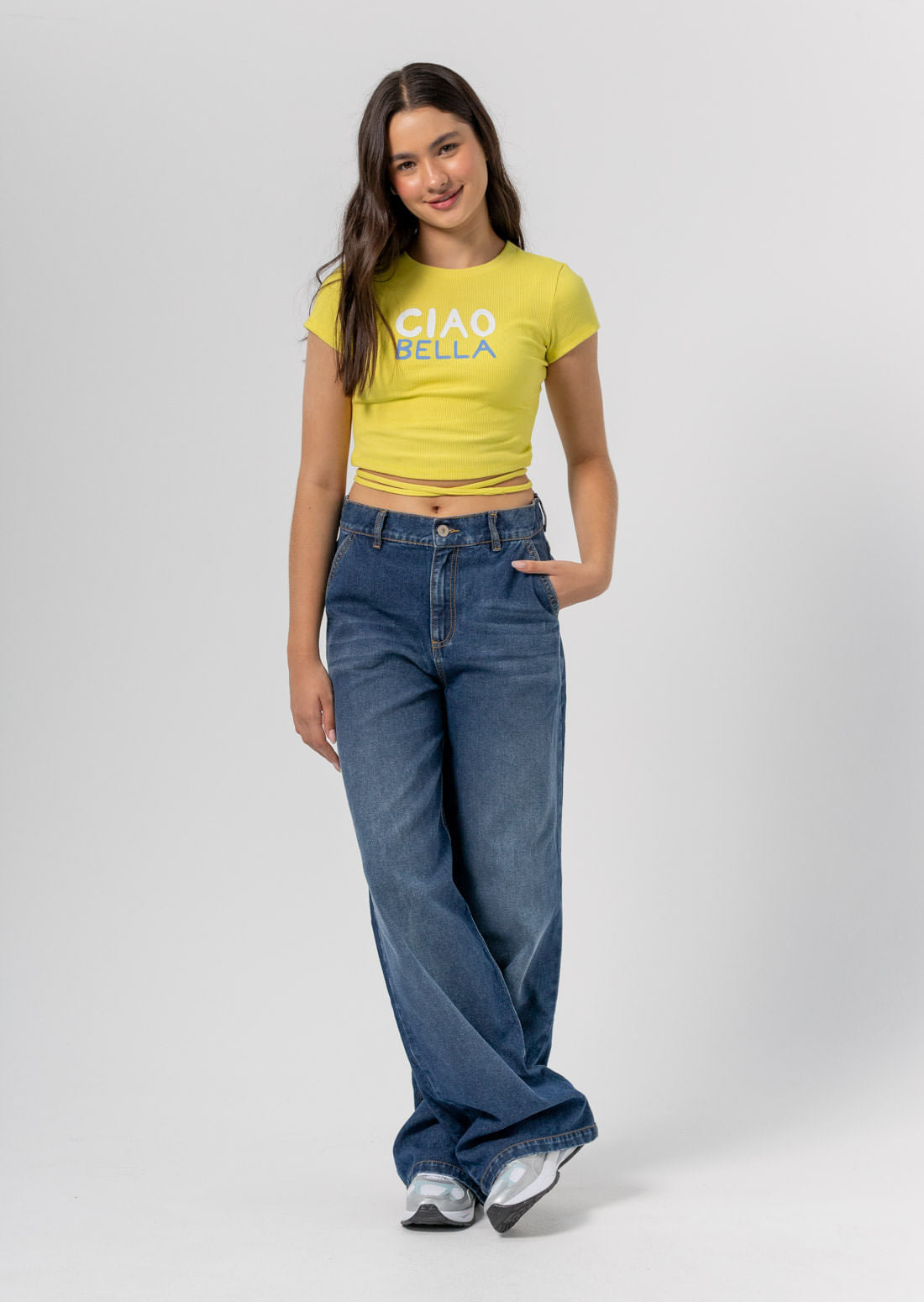 Jean retromom medio oscuro con bota ancha para adolescentes