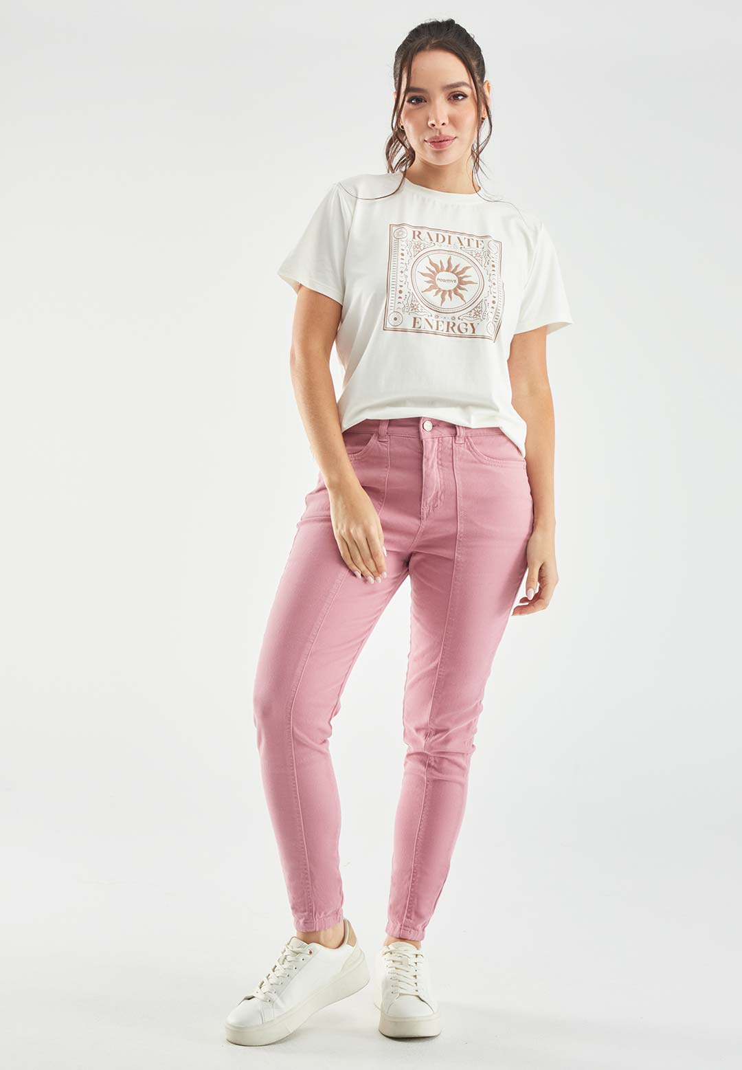 Pantalón vaquero rosa viejo de tiro alto para mujeres de la marca Stop, con estilo moderno y ajuste ajustado.