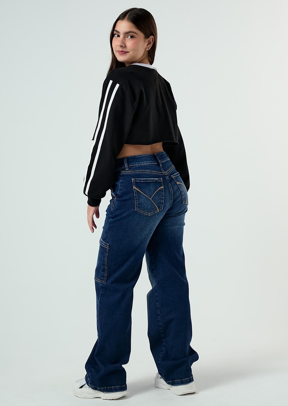 Jean cargo medio tiro alto para adolescentes