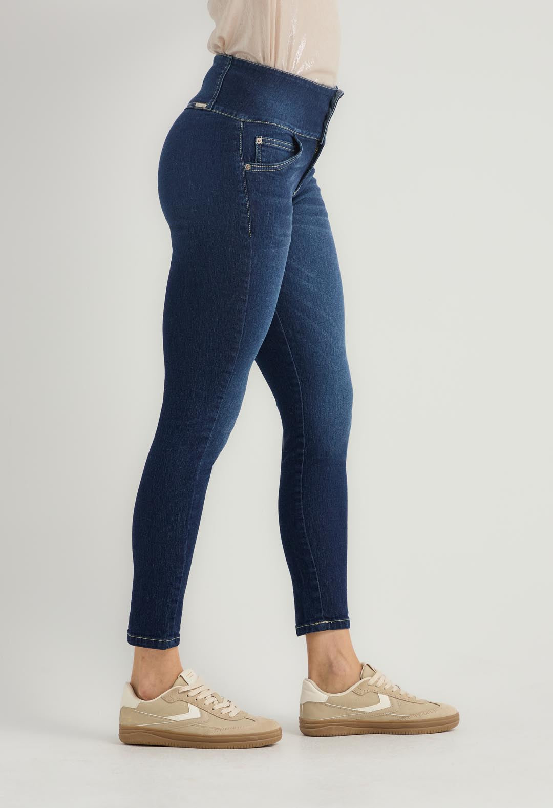 Jean escultor oscuro bota tubo para mujer