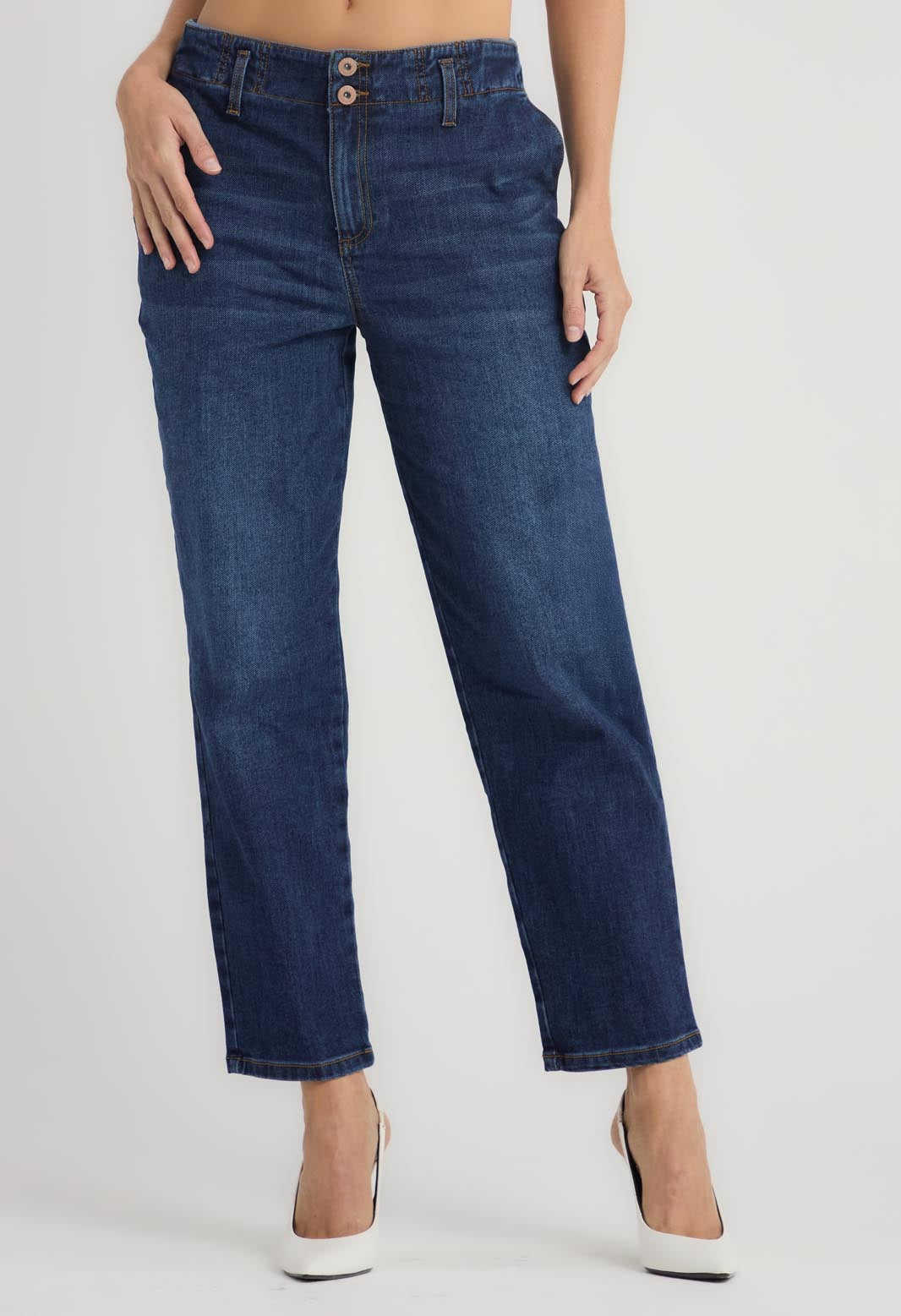 Jean mom jean medio oscuro tiro alto para mujeres