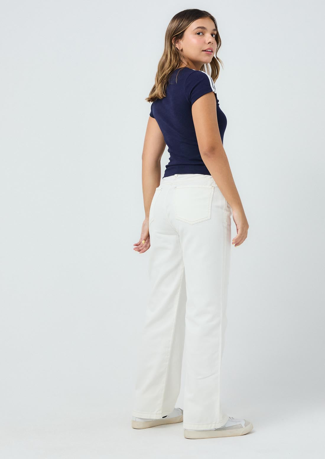 Jean retromom marfil fondo entero para jóvenes