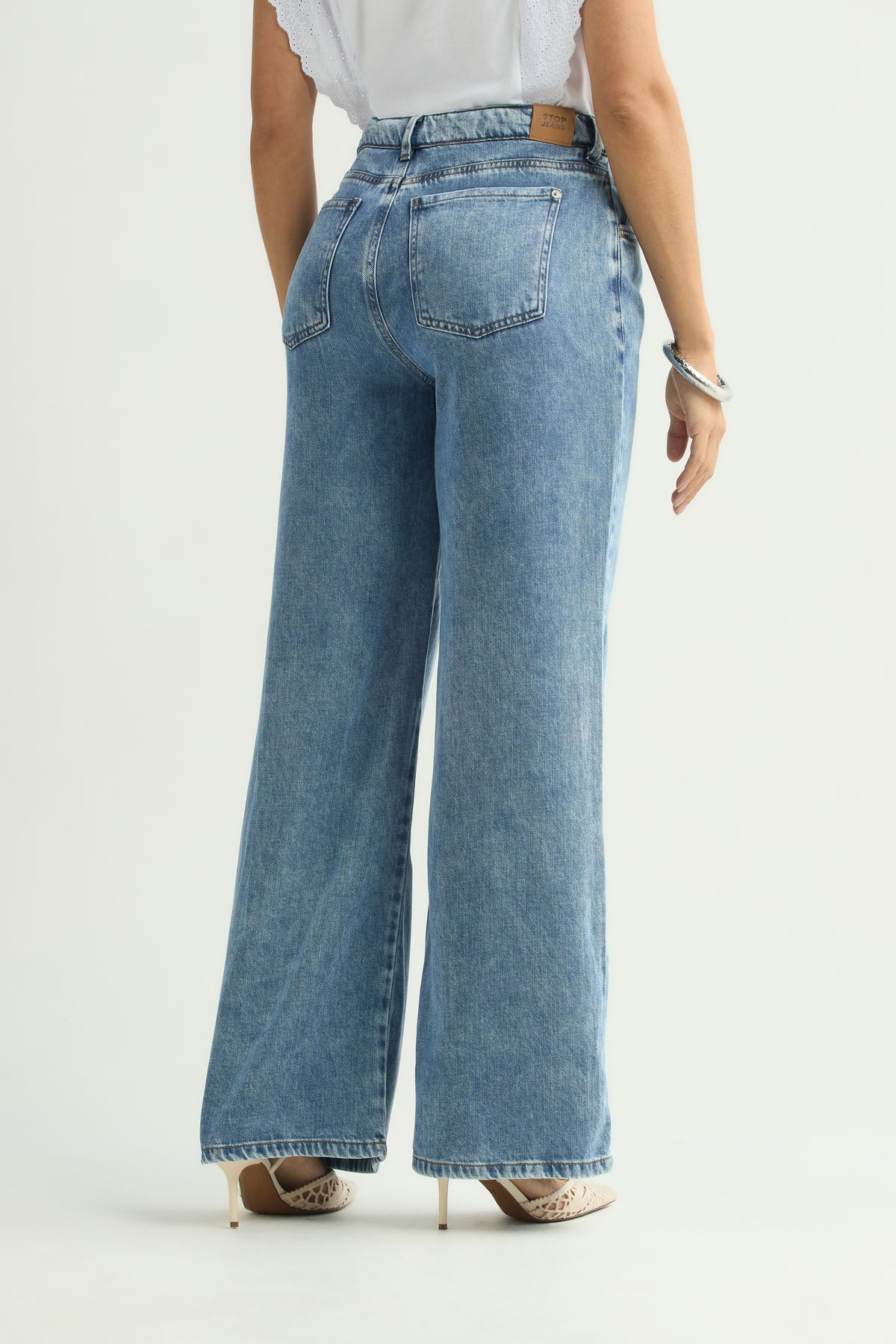 Jean retro tono medio con bolsillos para mujer