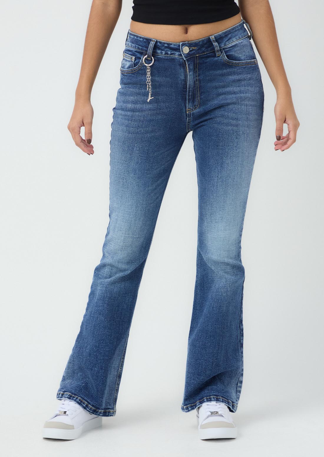 Jean tejano medio con llavero para jóvenes