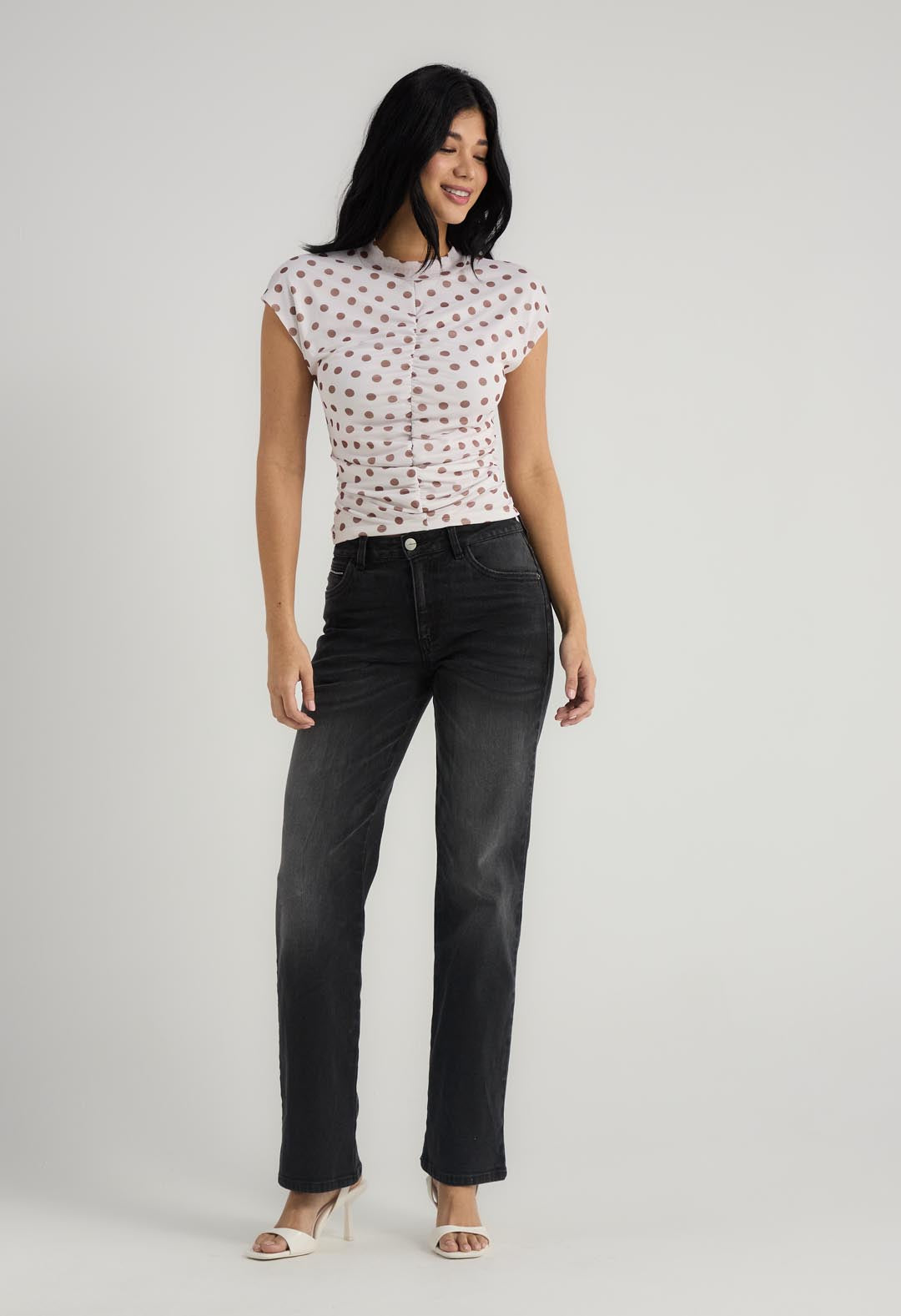 Jean vaquero negro con bolsillos para mujer