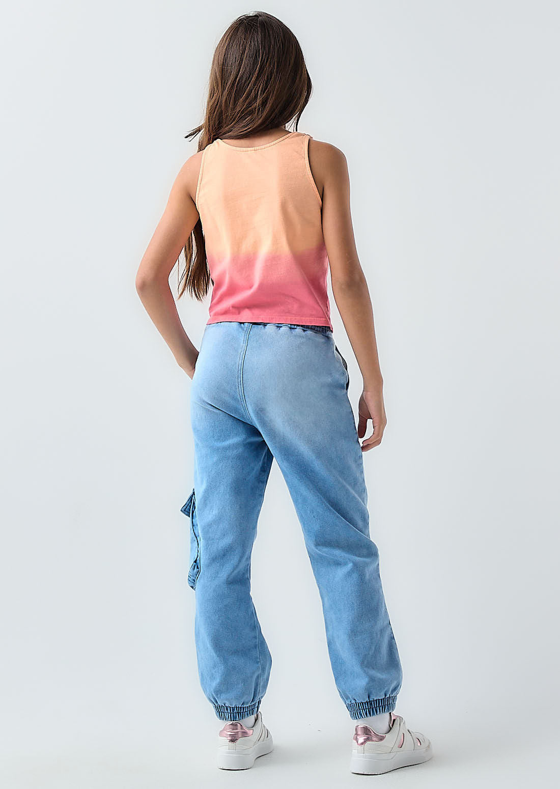 Jogger claro en denim para niñas
