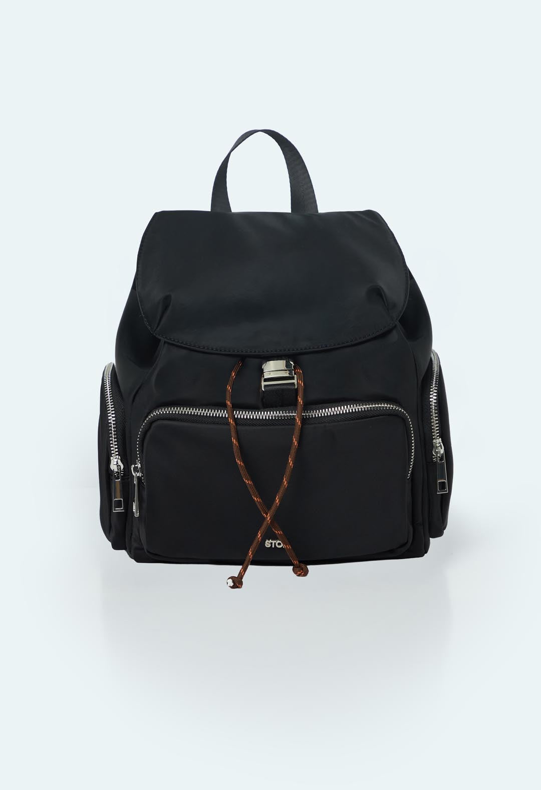 Morral negro con tapa para mujer