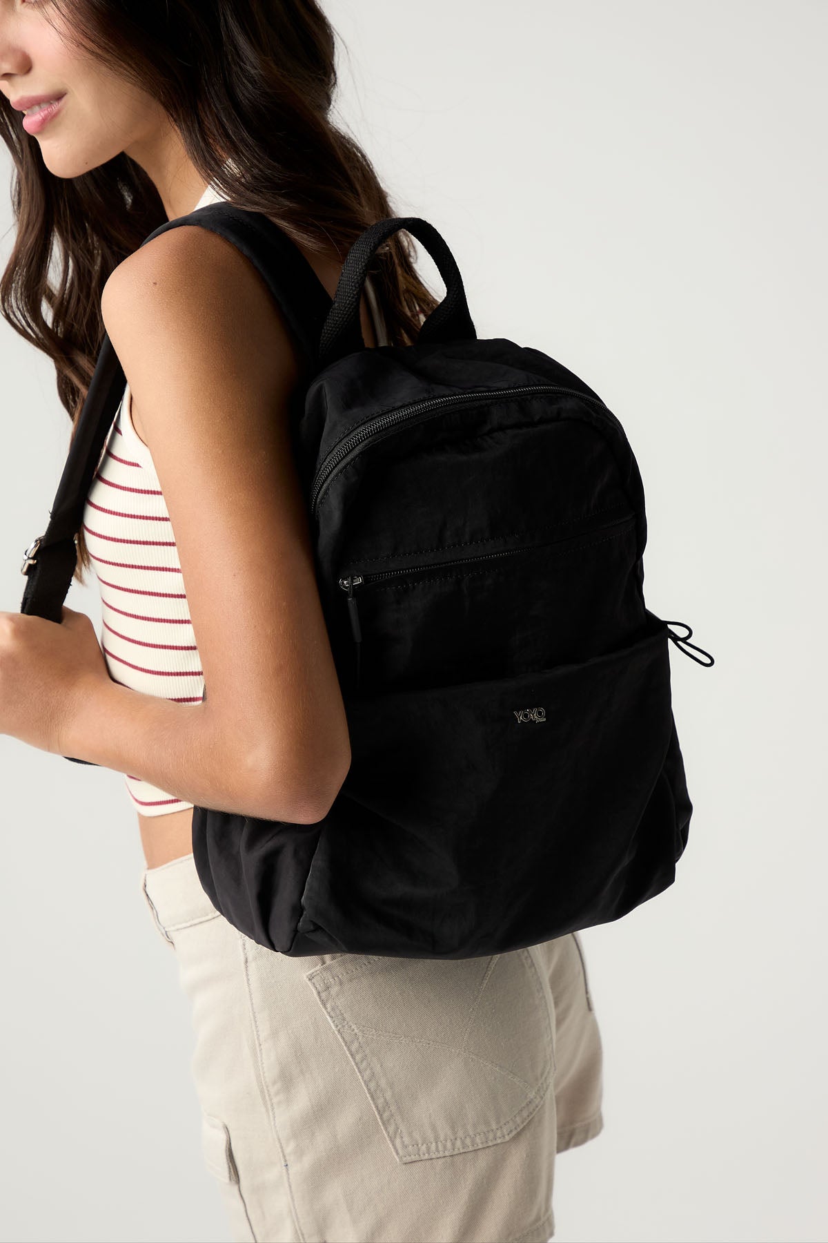 Morral negro con cargaderas gruesas para jóvenes