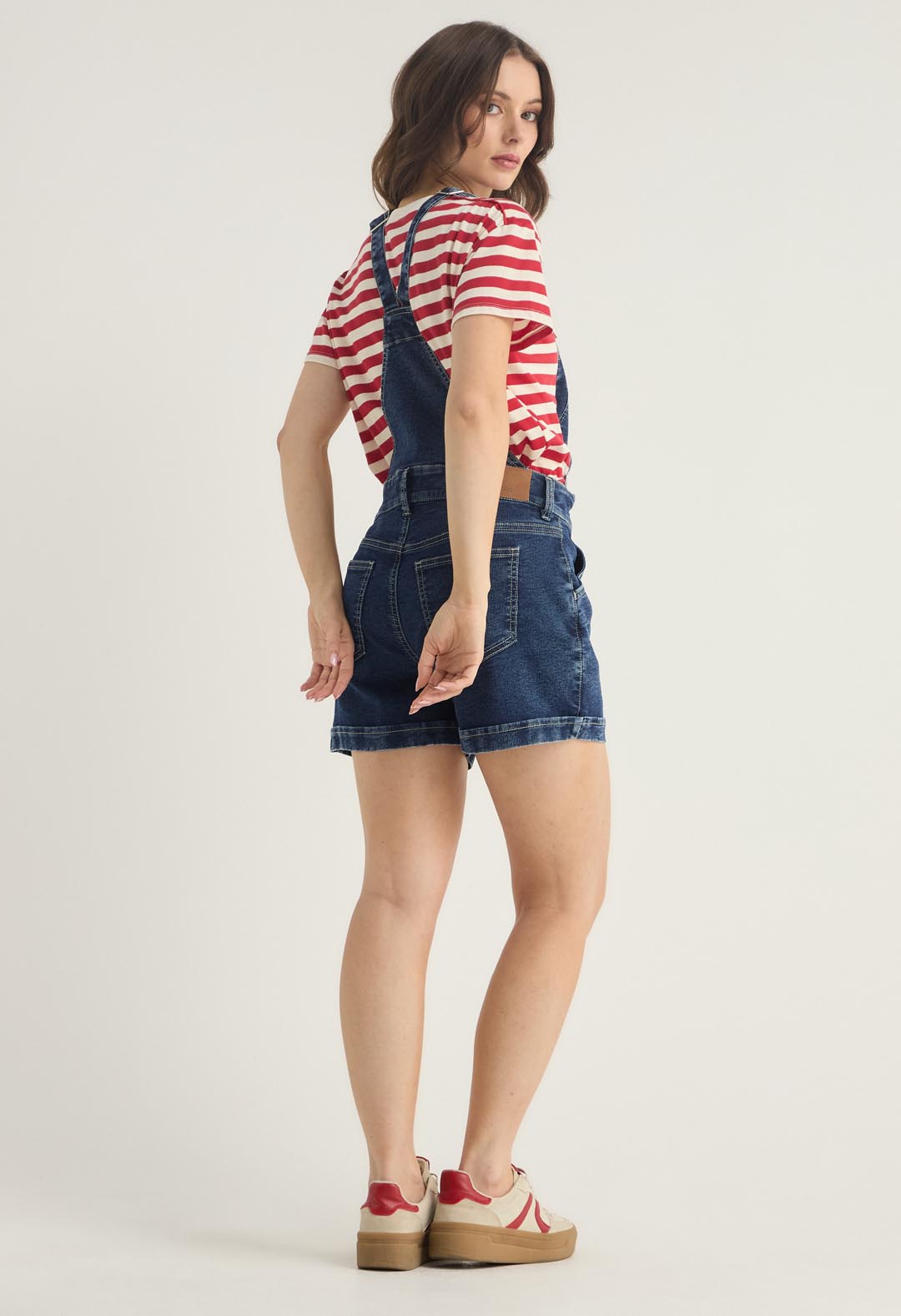 Overall corto