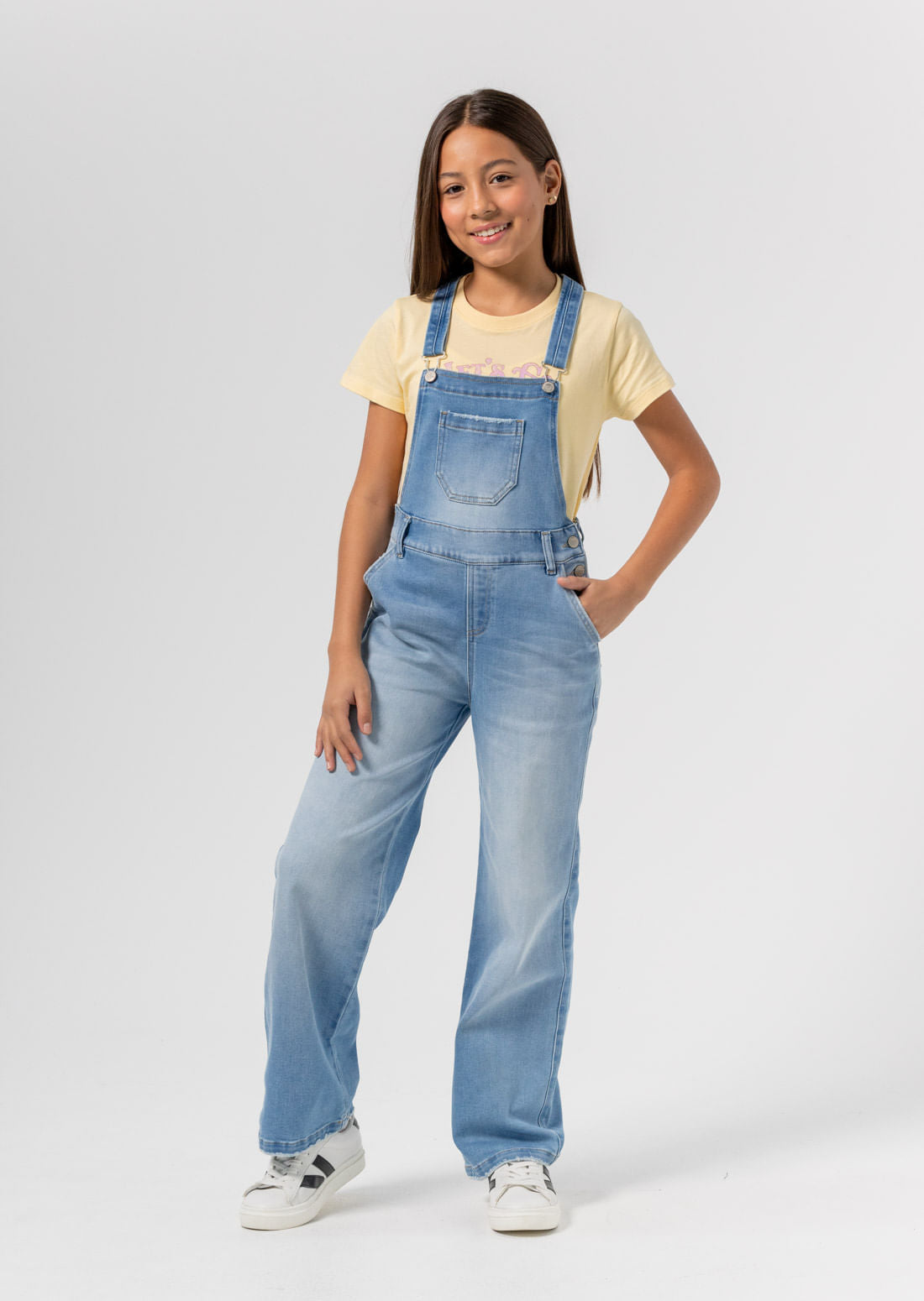 Overall lavado claro con bota amplia para niñas