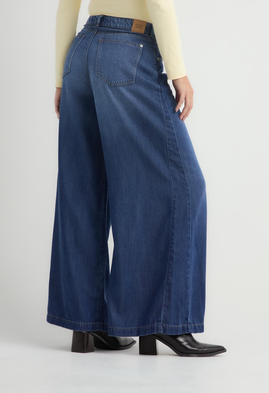 Jean palazzo tono oscuro bota amplia para mujer