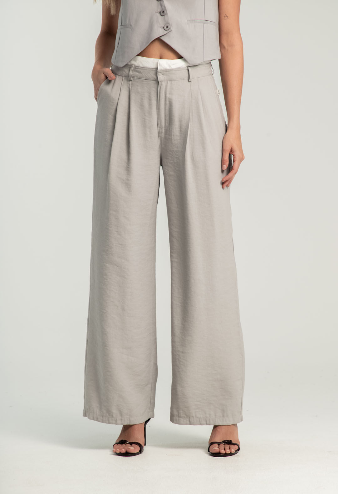 Pantalón gris doble pretina para mujeres