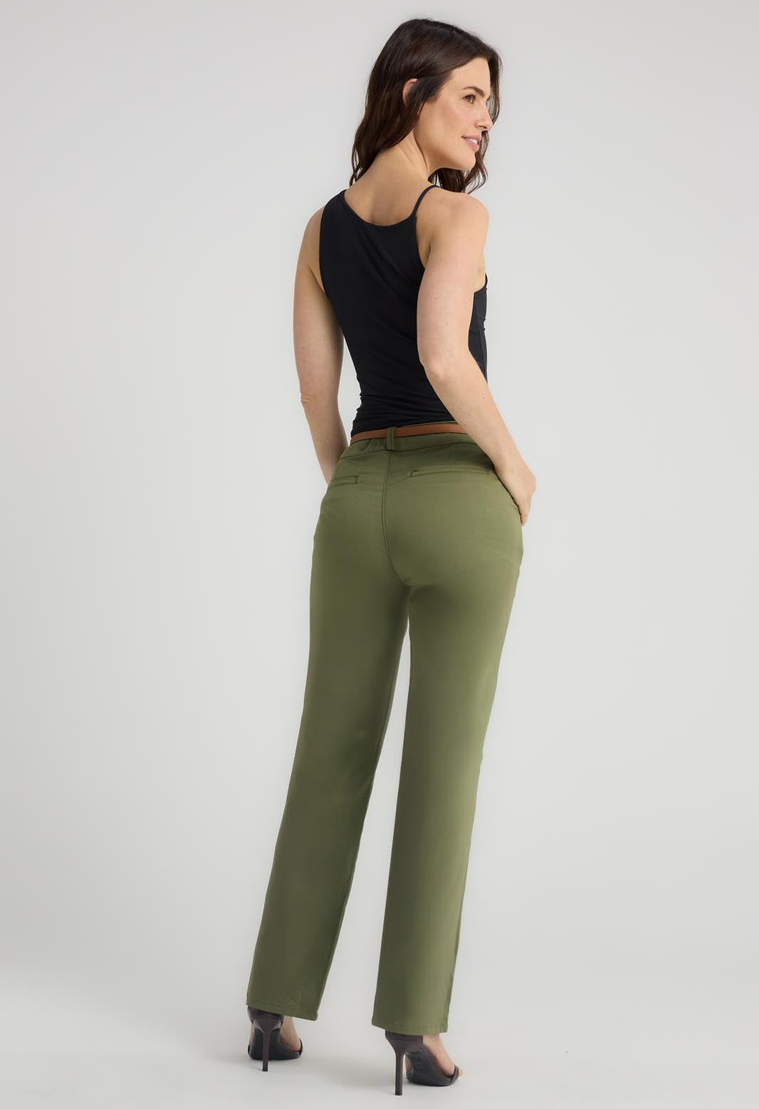 Pantalón ejecutivo verde militar fondo entero para mujeres