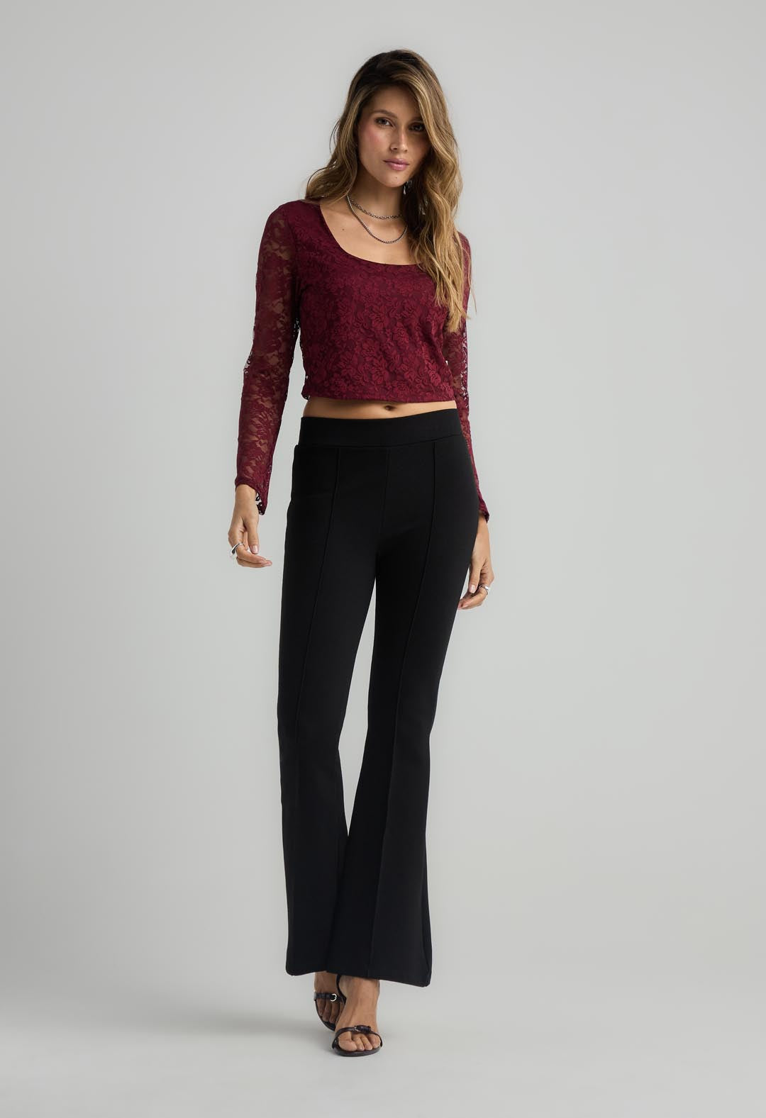 Pantalón negro tipo leggings para mujeres