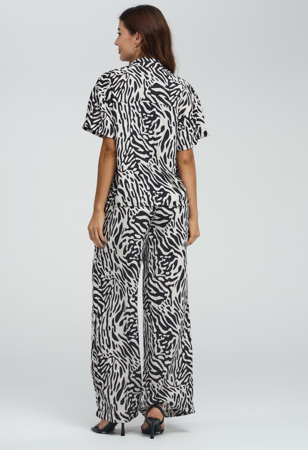 Pantalón negro full print para mujeres