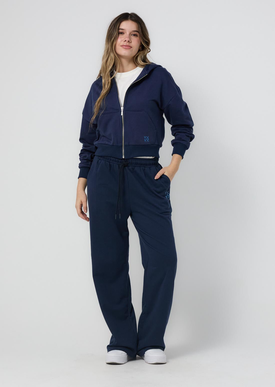 Pantalón azul navy básico para jóvenes
