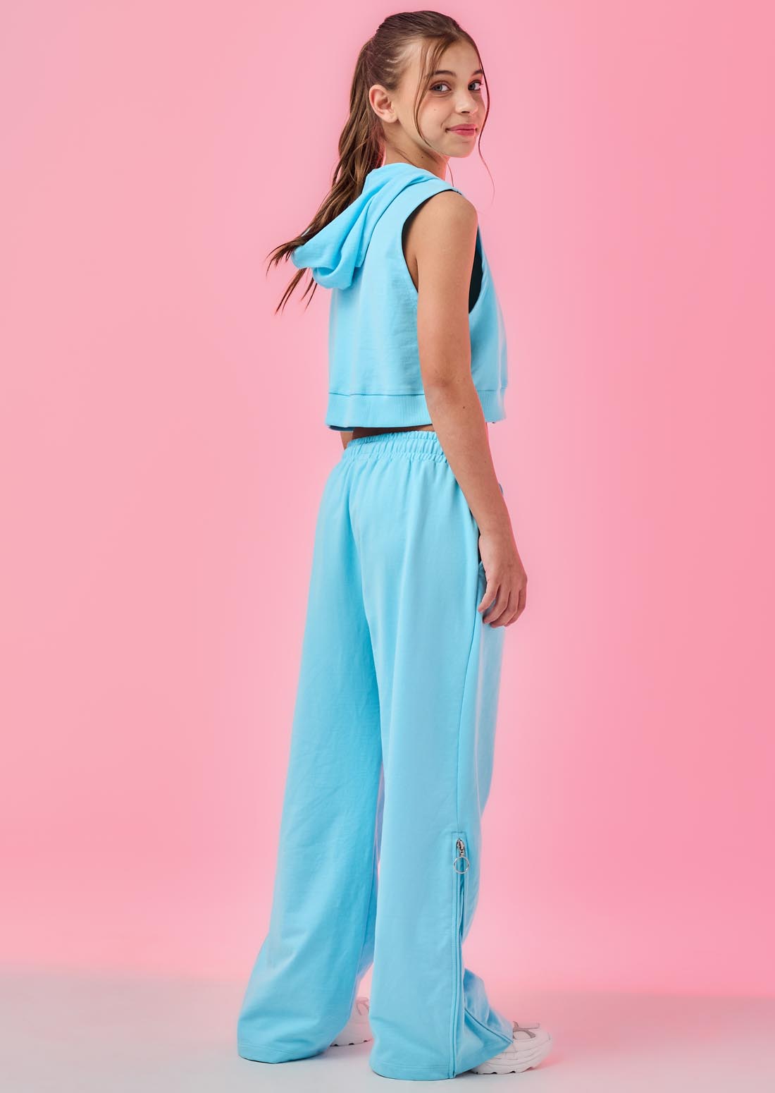 Pantalón azul claro con cierre para niñas