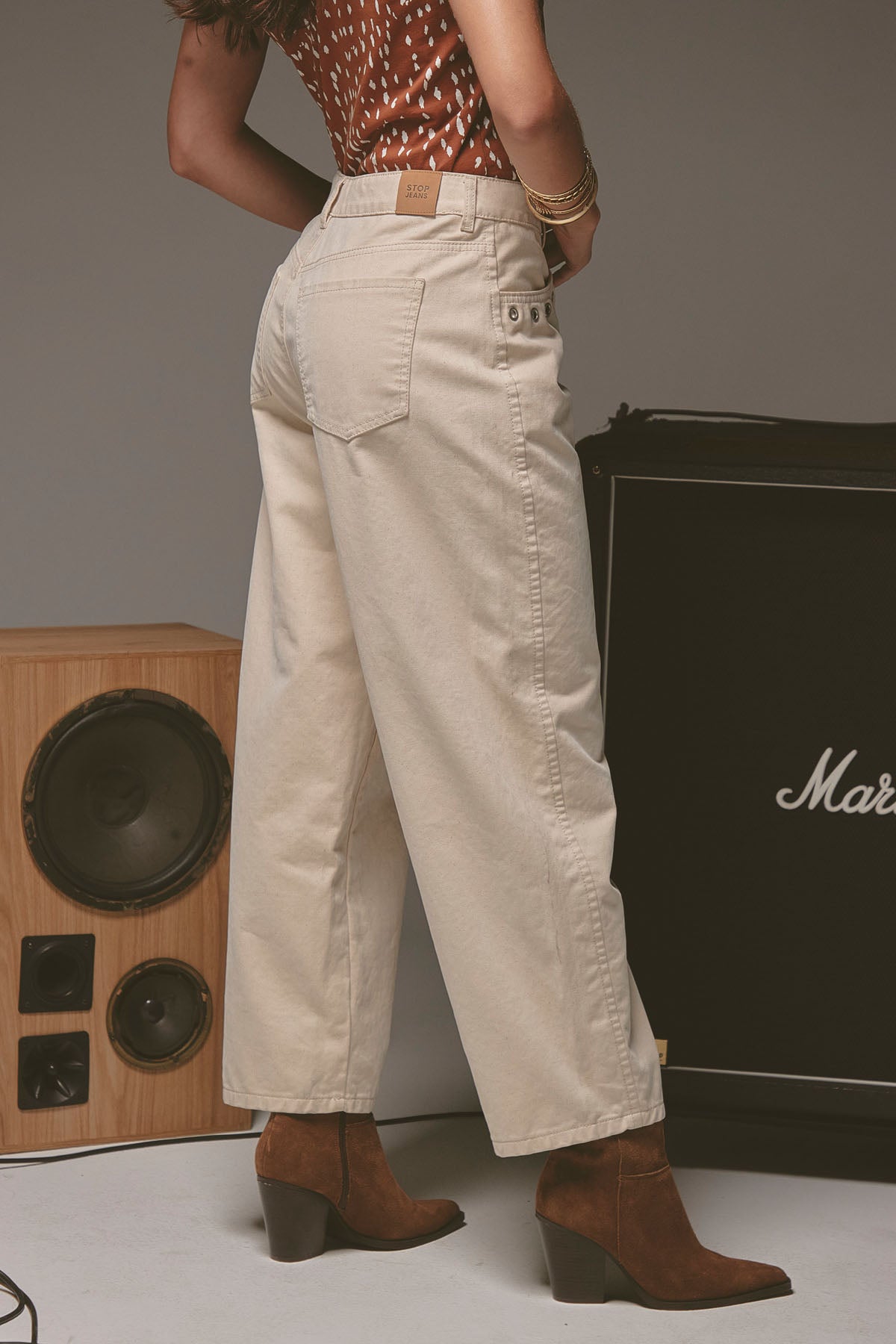 Pantalón baggy marfil fondo entero para mujer
