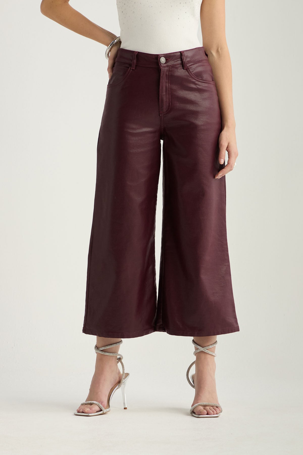 Pantalón culotte vino tinto de tiro alto para mujer