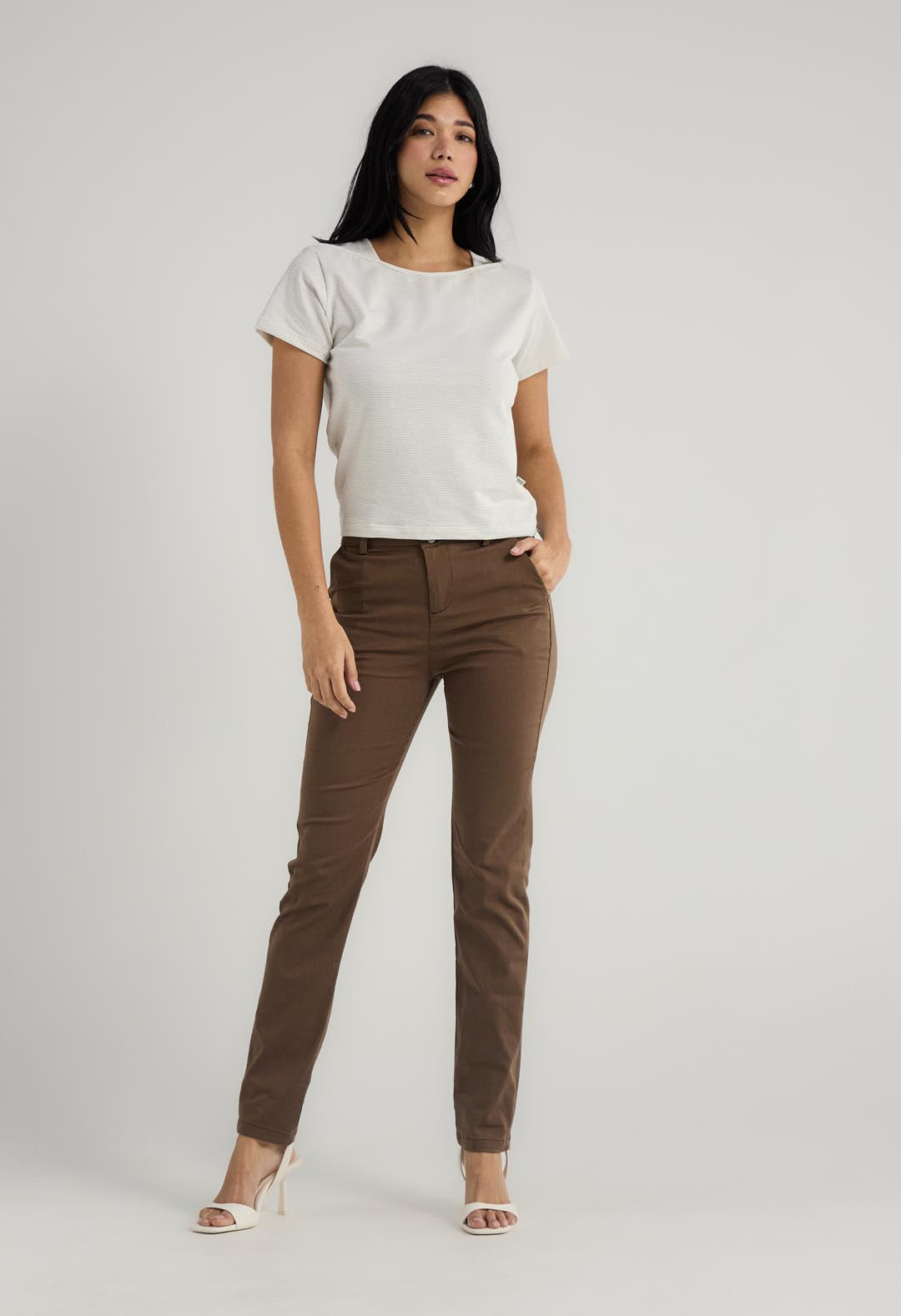 Pantalón ejecutivo chocolate fondo entero para mujeres