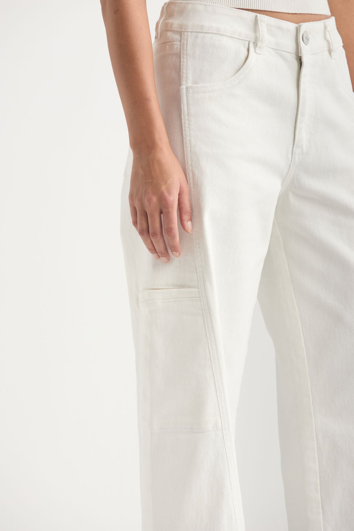 Pantalón retro blanco fondo entero para mujer