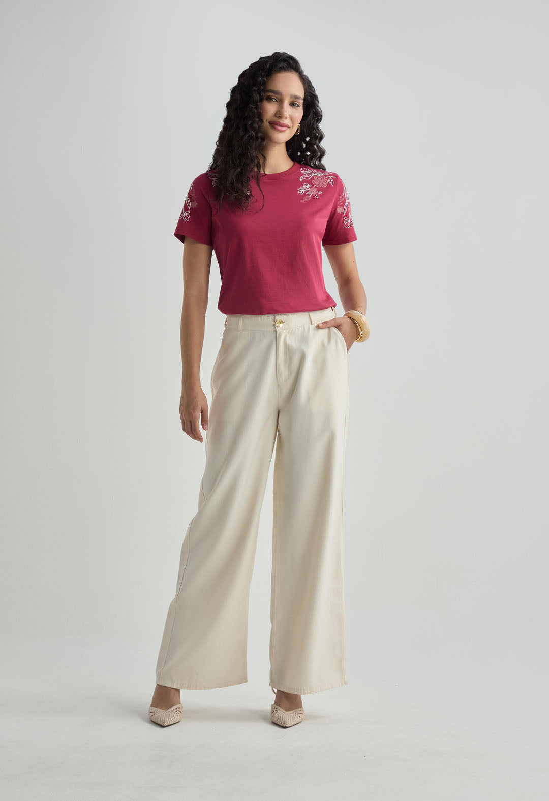 Pantalón marfil de tiro alto para mujer