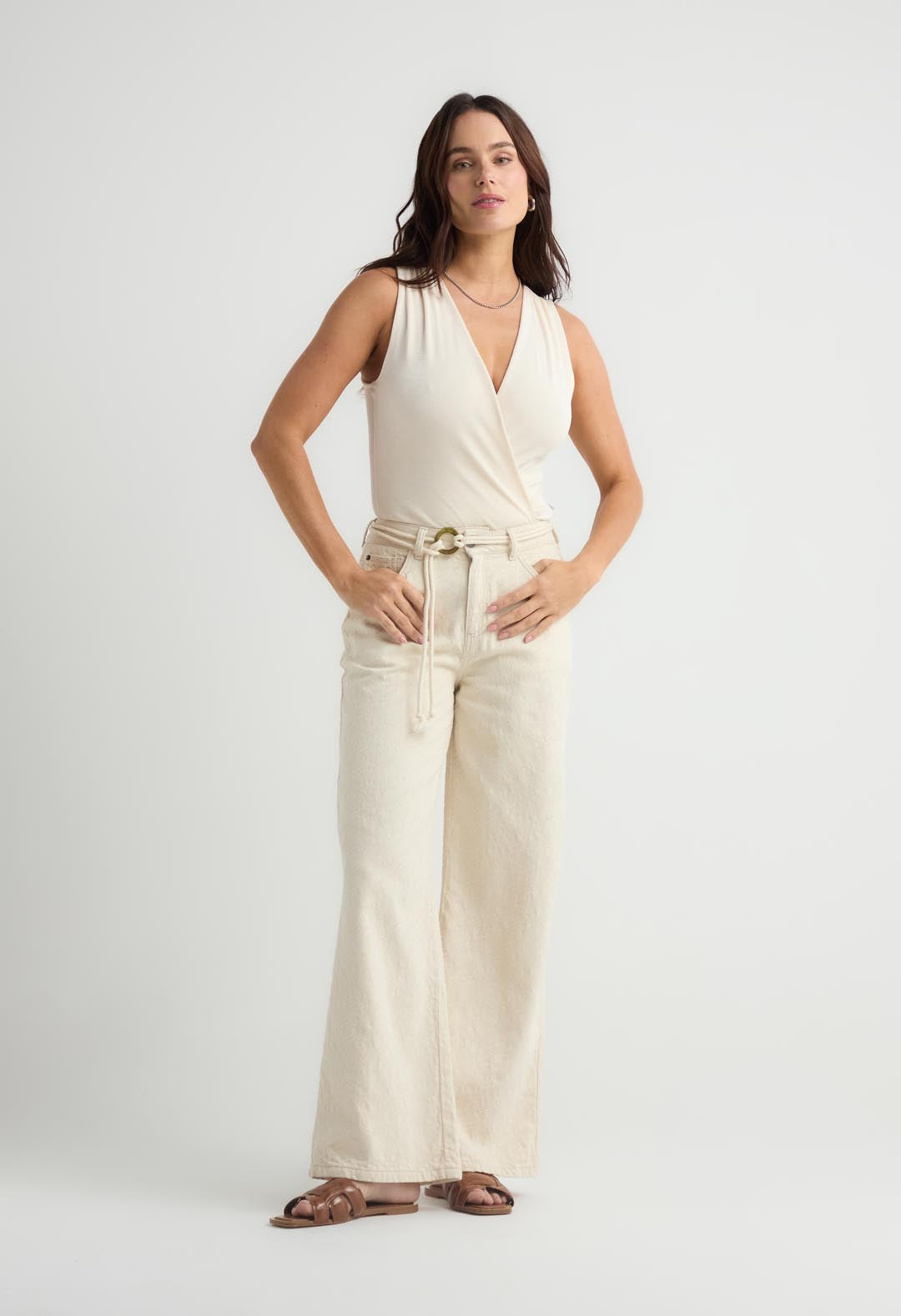 Jean retro marfil con cordón en la cintura para mujer