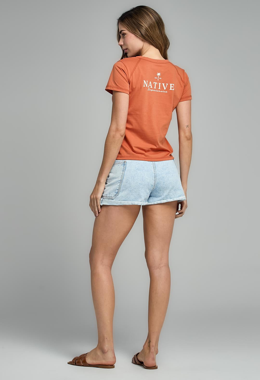 Short claro con guarda polvo para mujeres