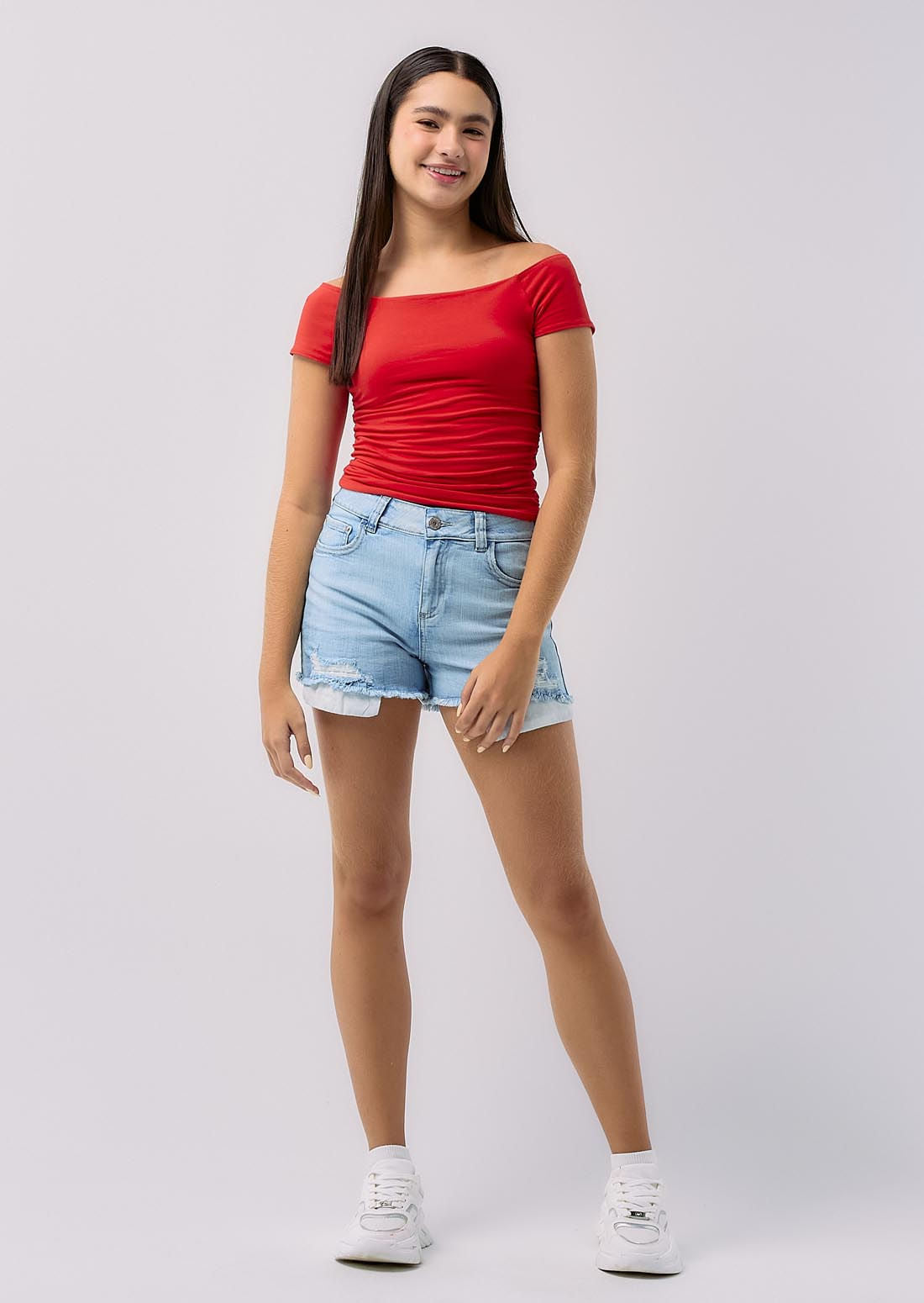 Short claro tiro alto para adolescentes