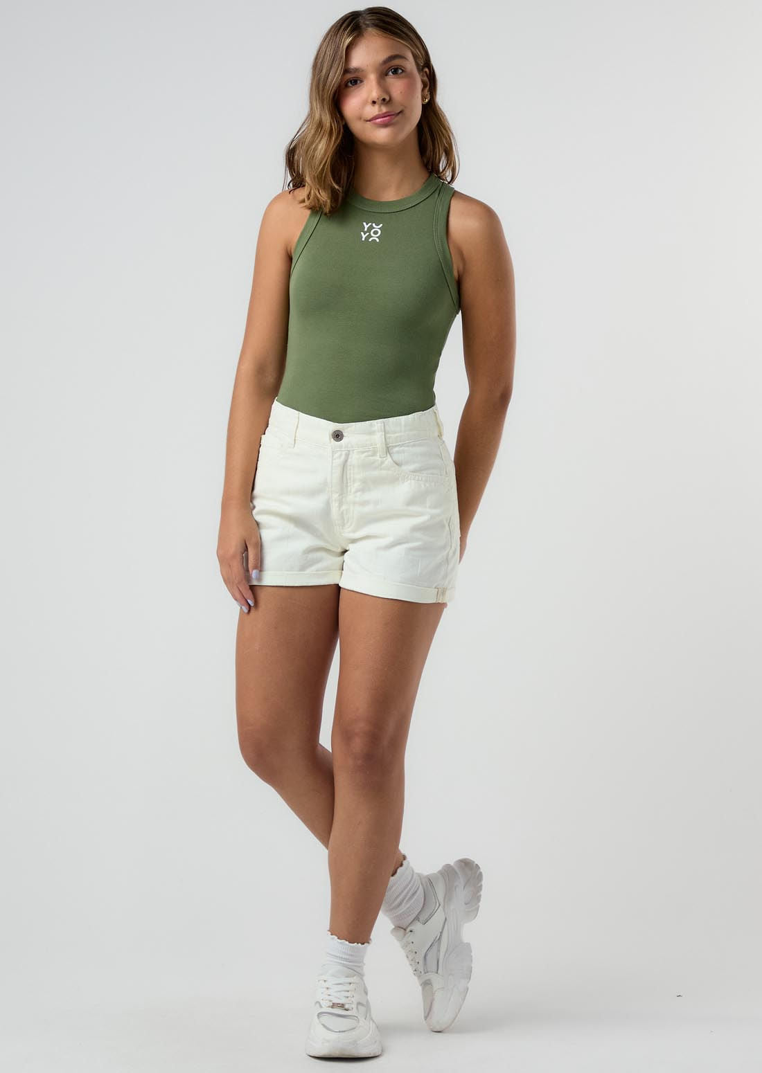 Short marfil tiro alto para adolescentes