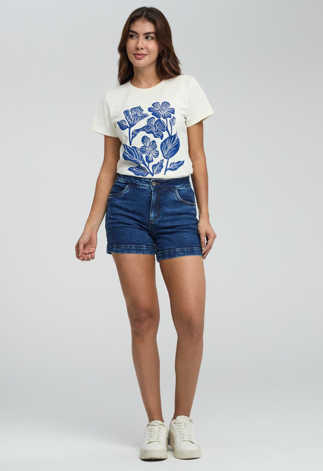 Short oscuro con ruedo ancho para mujeres