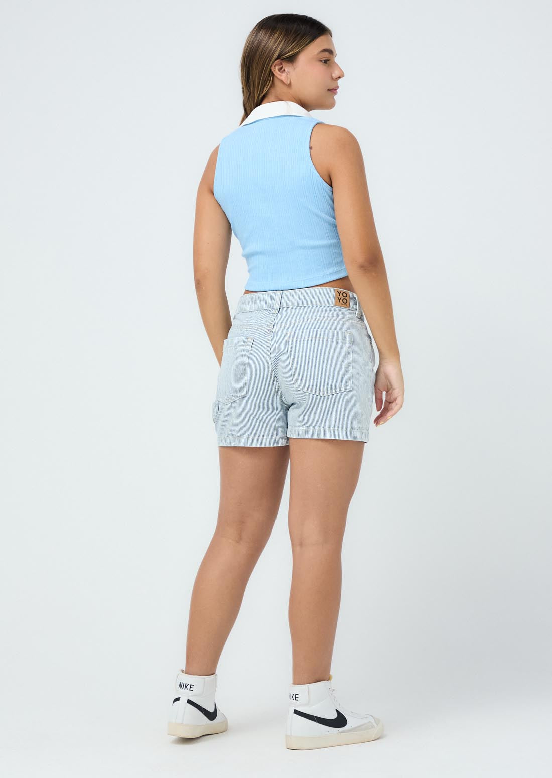 Short lavado medio en denim para jóvenes