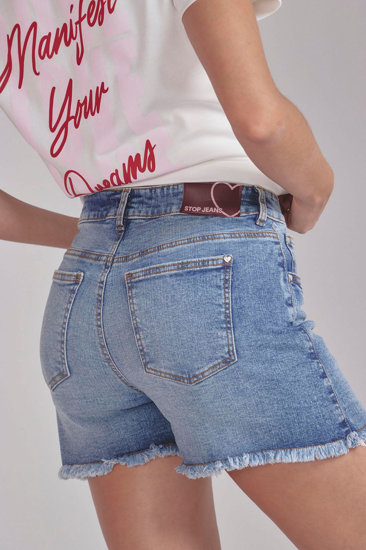 Short claro fondo entero para mujer