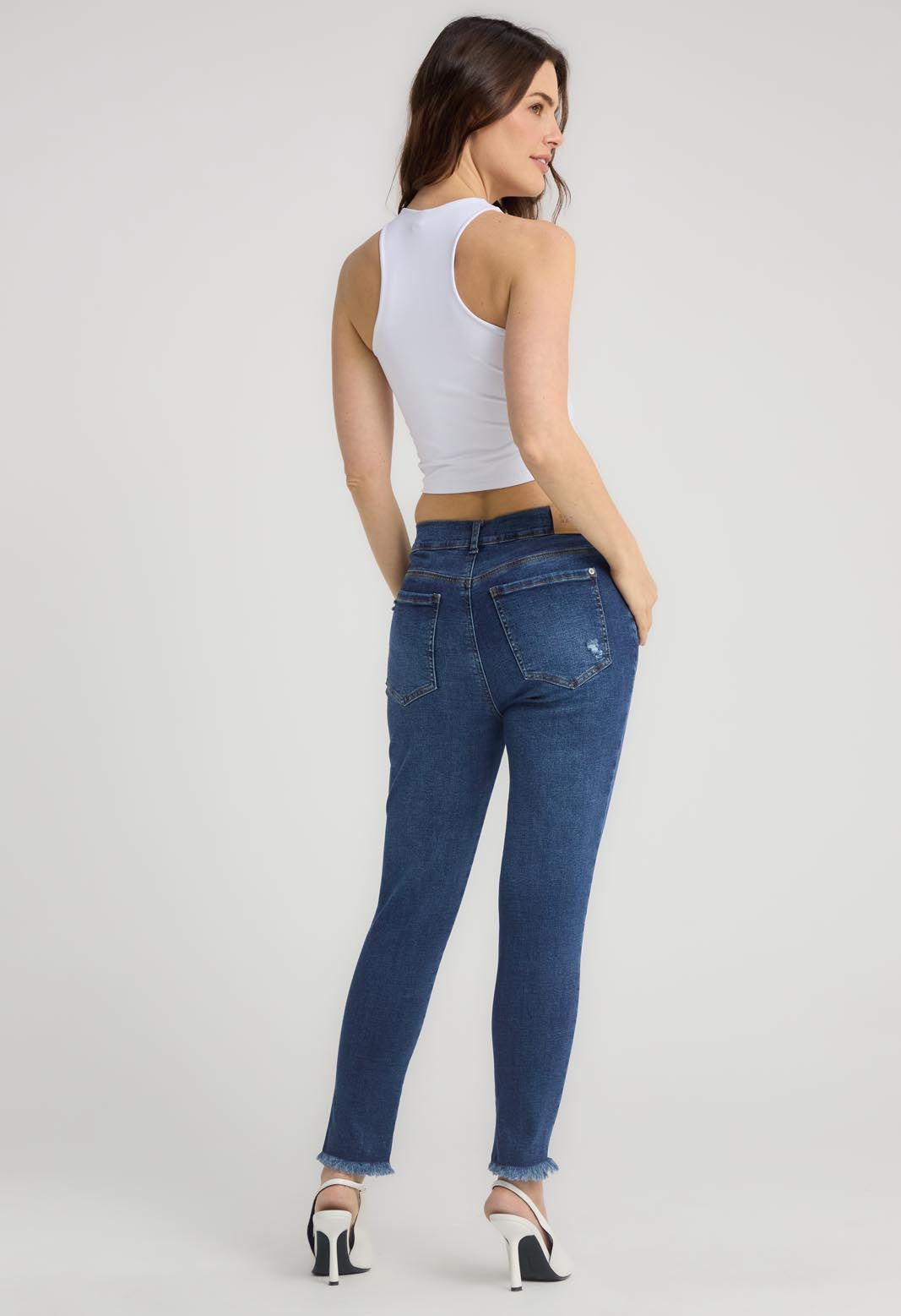 Jean vaquero lavado medio oscuro bota tubo para mujeres