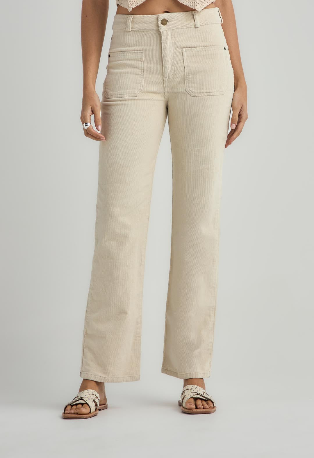 Pantalón vaquero arena en corduroy para mujer