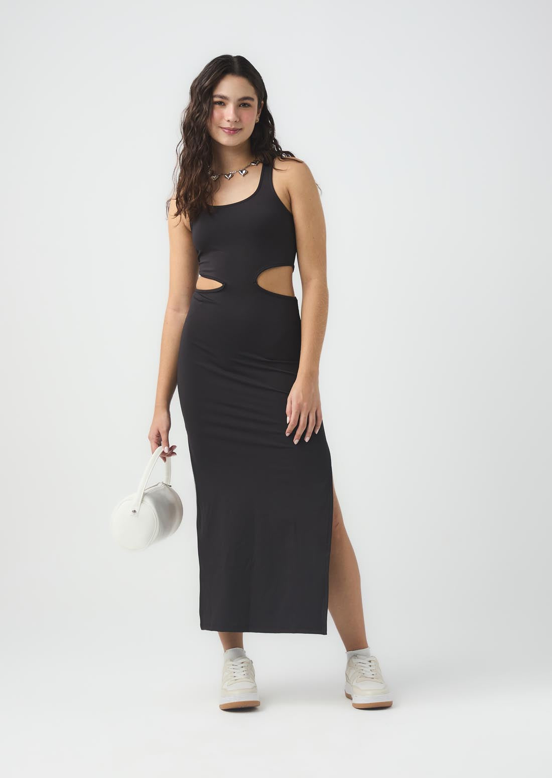 Vestido negro con aberturas en cintura para jóvenes