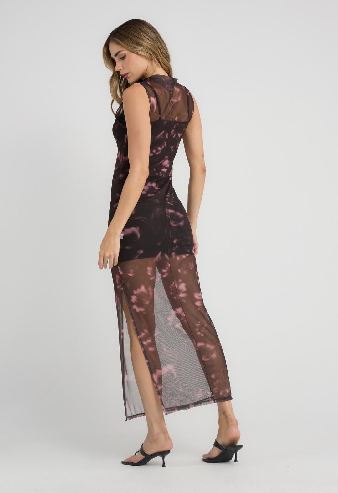 Vestido chocolate en malla doble prenda para mujer